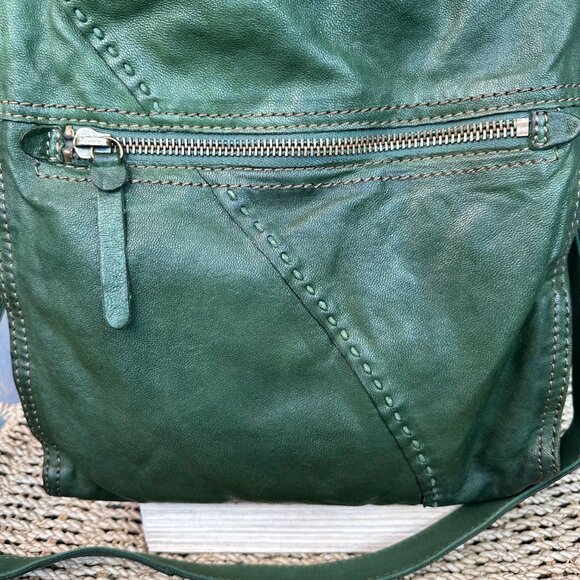 Lucky Brand Abbey Road Foldover Convertible Crossbody Green - Picture 5 of 16